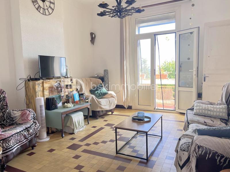 Maison - 90 m² - 5 pièces