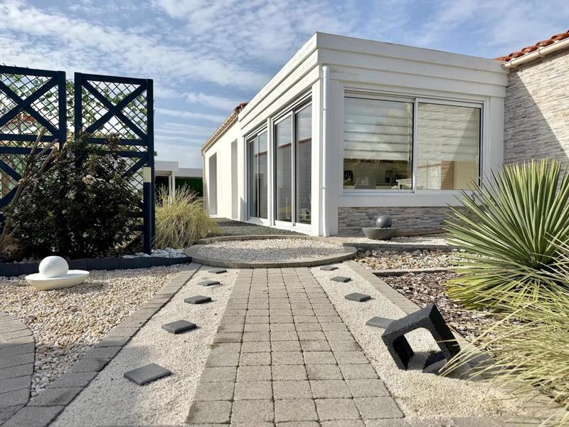 Maison - 141 m² - 6 pièces