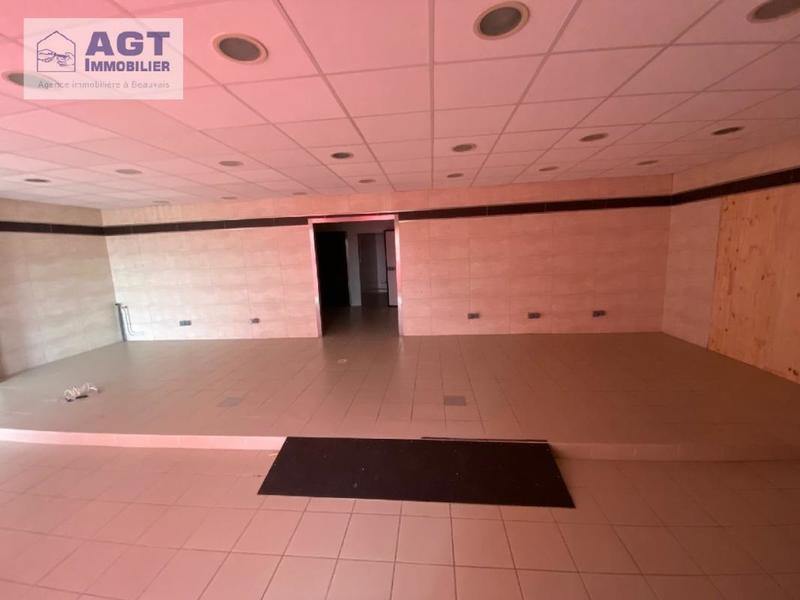 Local commercial - 137 m² - 4 pièces