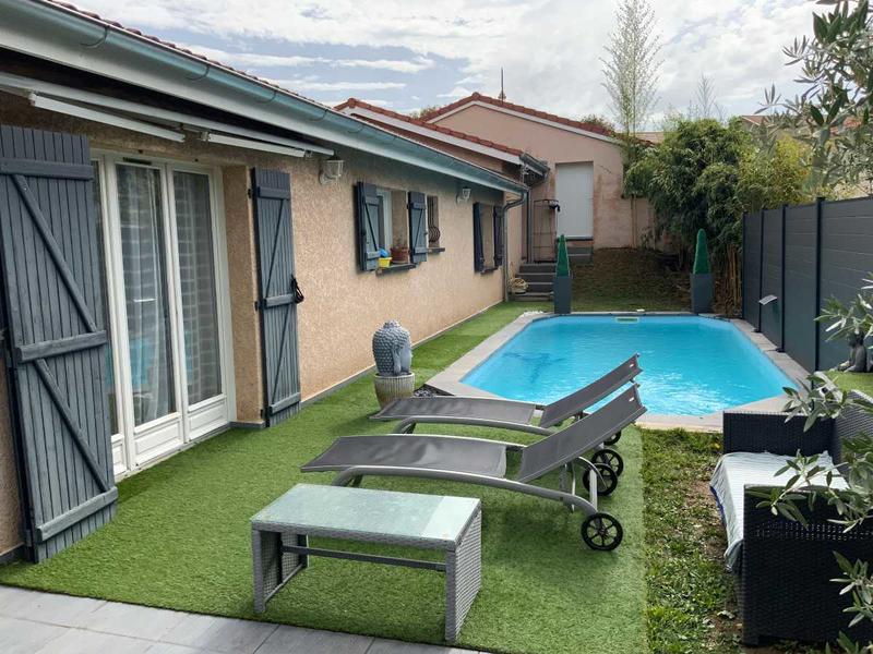 Villa - 174 m² - 9 pièces