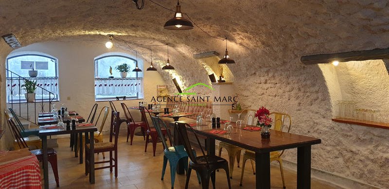 Maison de village - 134 m² - 4 pièces