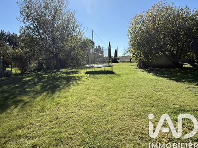 Maison - 250 m² - 8 pièces