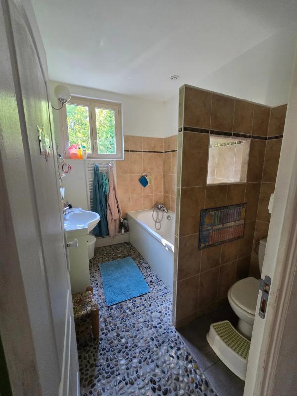 Maison - 167 m² - 7 pièces