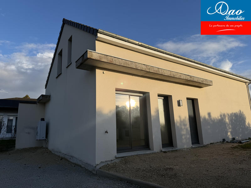 Maison - 105 m² - 5 pièces