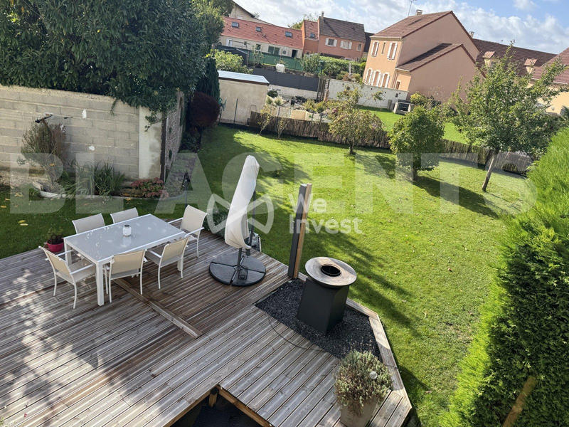 Maison traditionnelle - 115 m² - 6 pièces