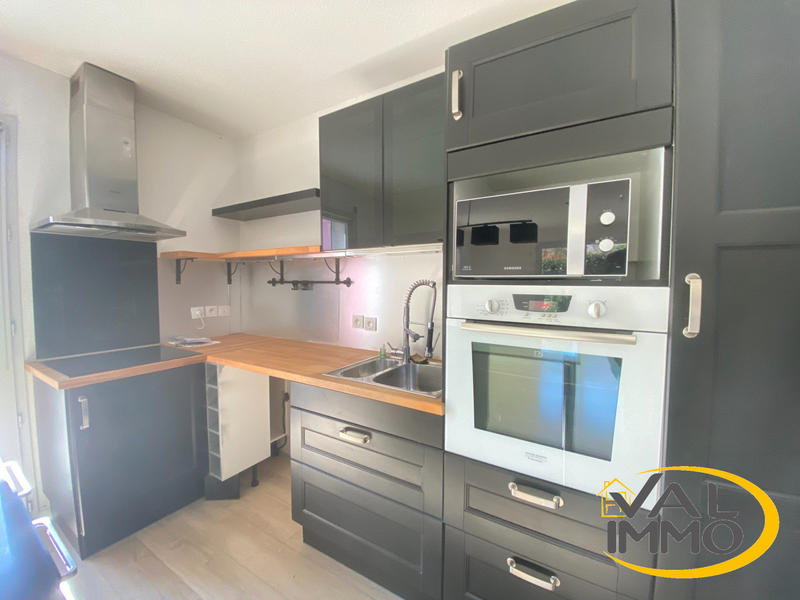 Appartement - 93 m² - 4 pièces