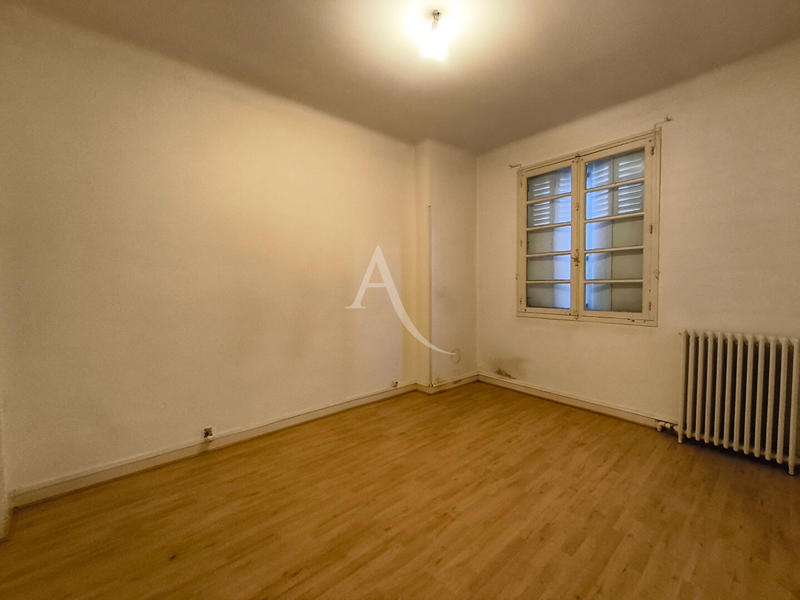 Appartement - 90 m² - 4 pièces
