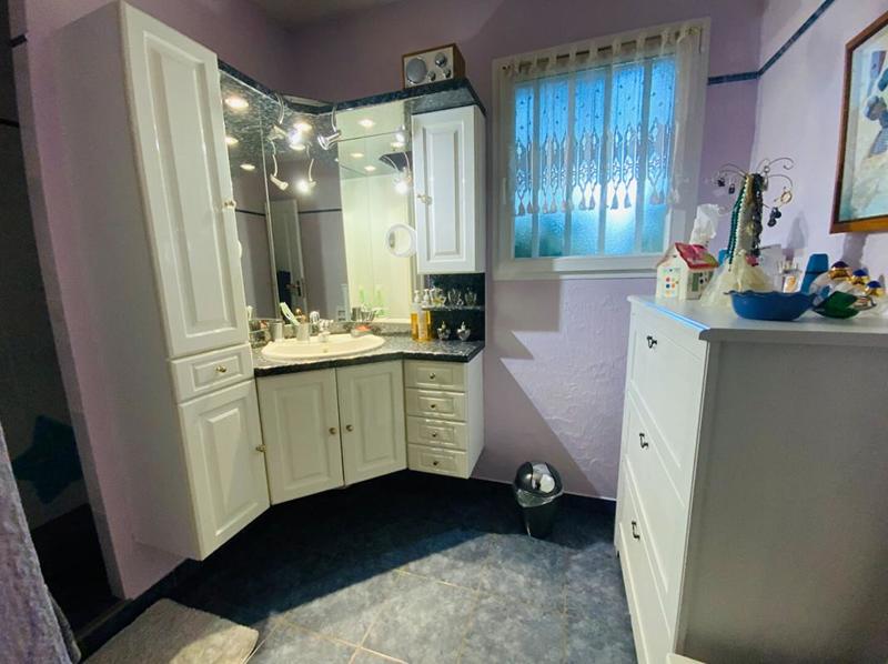 Villa - 200 m² - 7 pièces