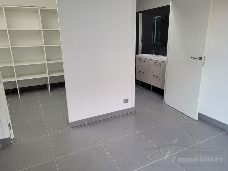 Appartement - 180 m² - 7 pièces