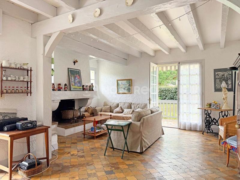 Maison - 169 m² - 7 pièces