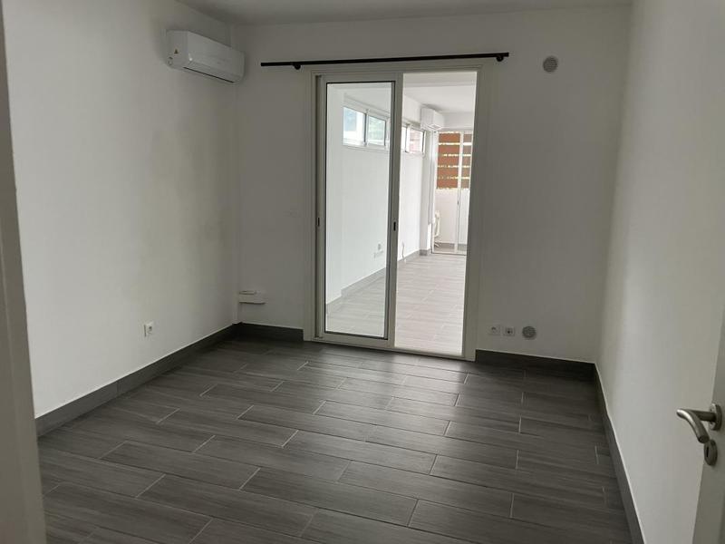 Appartement - 95 m² - 3 pièces