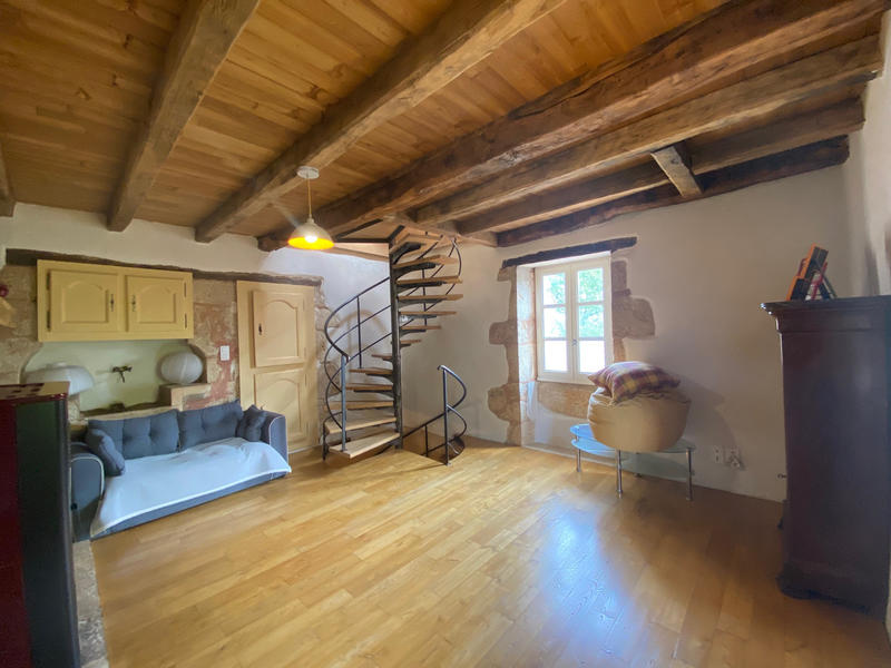 Maison - 141 m² - 7 pièces