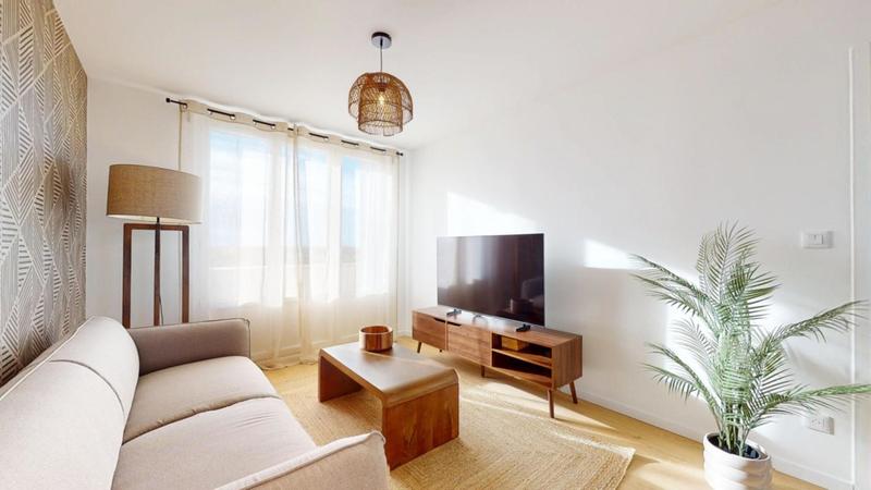 Appartement - 81 m² - 5 pièces