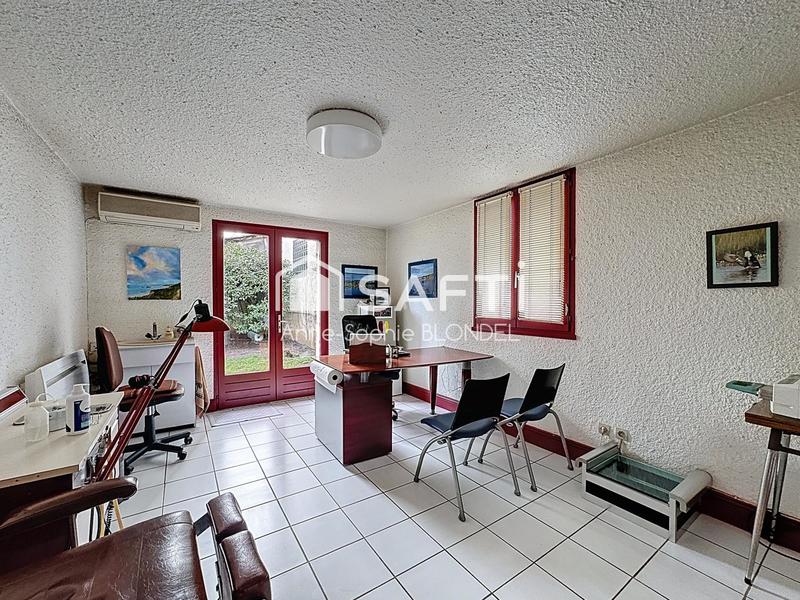 Maison - 200 m² - 5 pièces