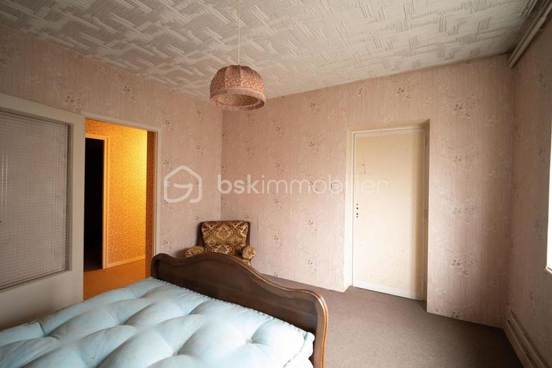 Maison traditionnelle - 320 m² - 8 pièces