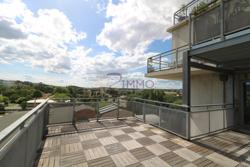 Appartement - 105 m² - 4 pièces