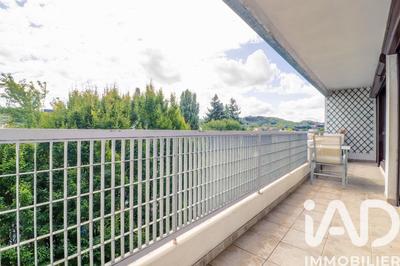 Appartement - 83 m² - 3 pièces