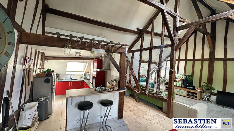 Appartement - 144 m² - 6 pièces