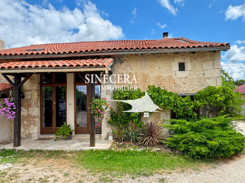 Maison - 232 m² - 8 pièces