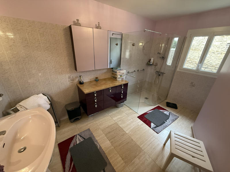 Maison - 185 m² - 7 pièces