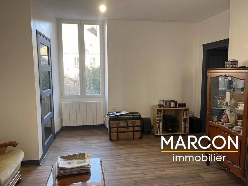 Immeuble - 214 m² - 10 pièces