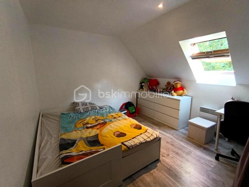 Maison traditionnelle - 153 m² - 6 pièces