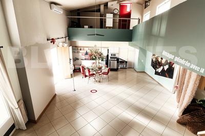 Propriété - 180 m² - 6 pièces