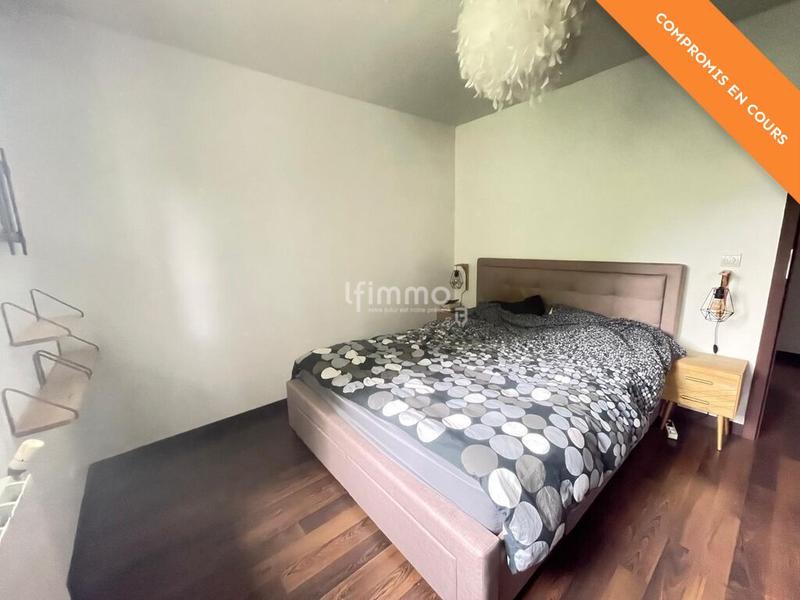 Maison - 102 m² - 5 pièces