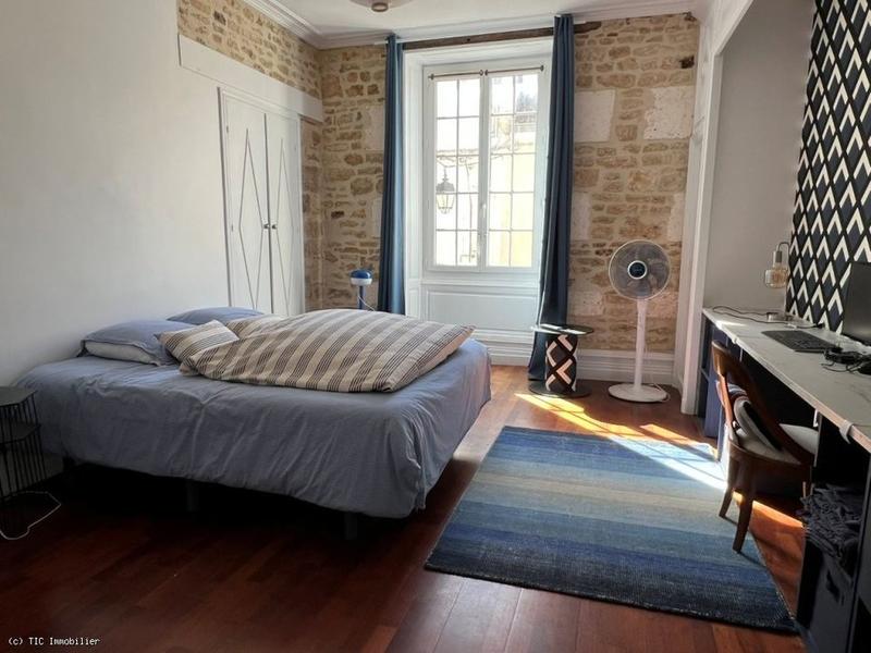 Maison de ville - 455 m²