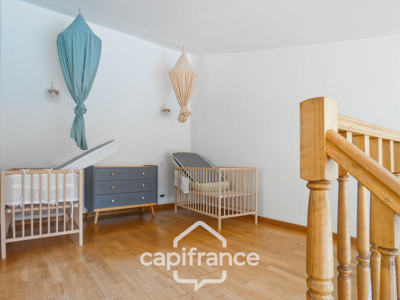 Maison de maîtres - 434 m² - 10 pièces