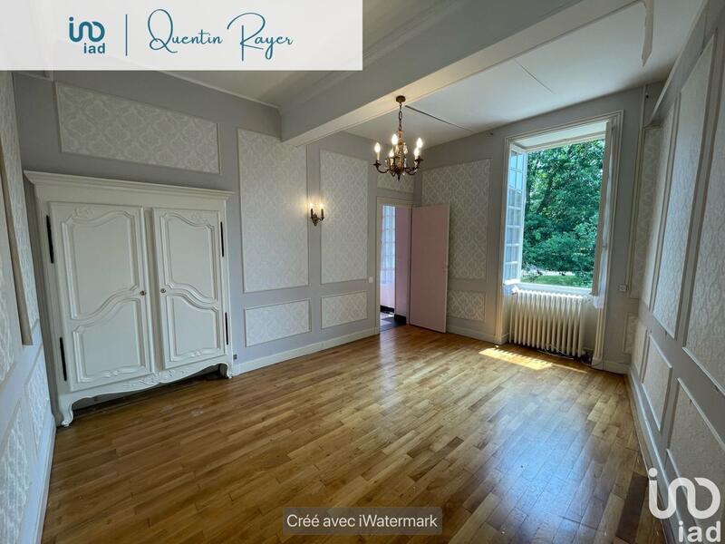 Maison - 203 m² - 7 pièces