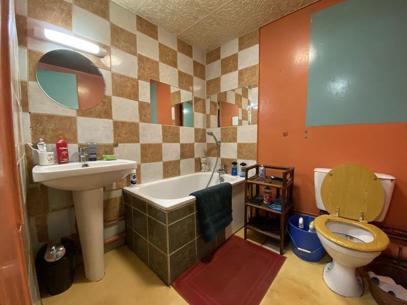 Immeuble - 84 m² - 5 pièces