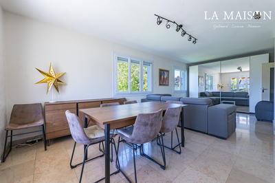 Maison - 94 m² - 4 pièces