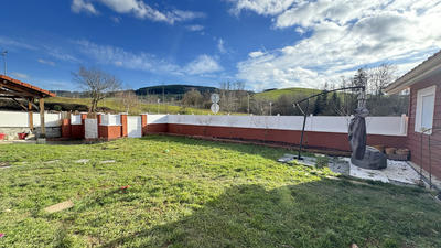 Maison - 105 m² - 6 pièces