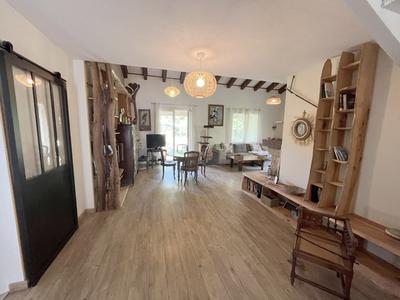 Villa - 165 m² - 10 pièces