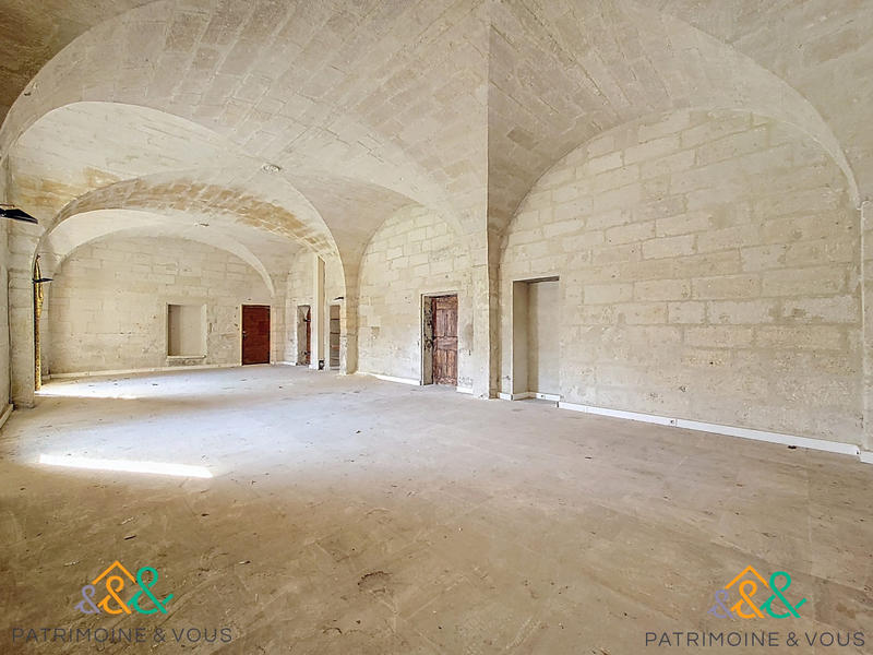 Fonds de commerce - 3 104 m²