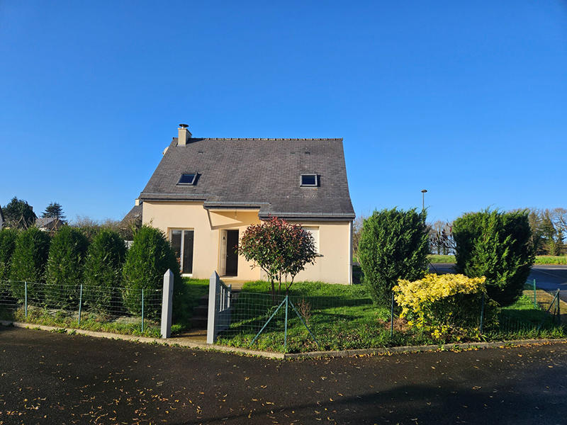 Maison - 93 m² - 5 pièces