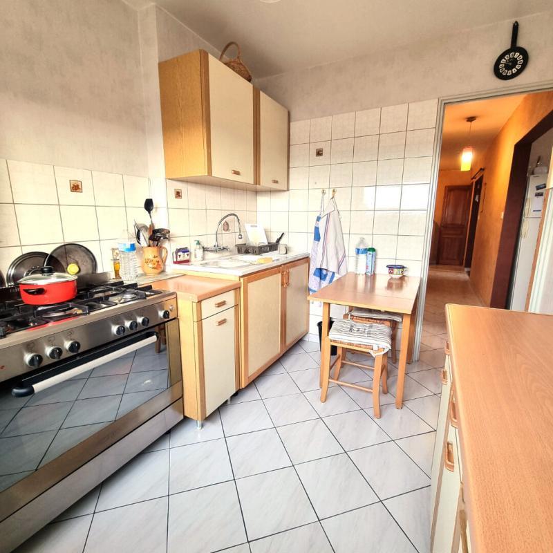 Appartement - 102 m² - 5 pièces