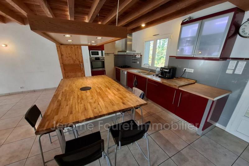 Maison traditionnelle - 147 m² - 6 pièces