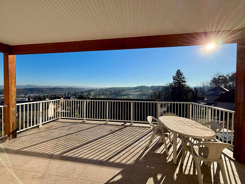 Maison - 149 m² - 5 pièces