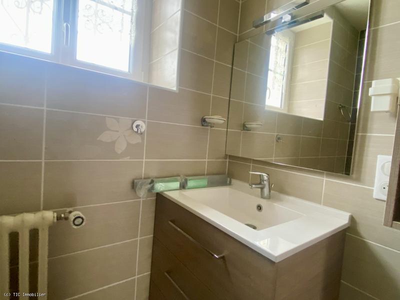 Corps de ferme - 210 m² - 7 pièces