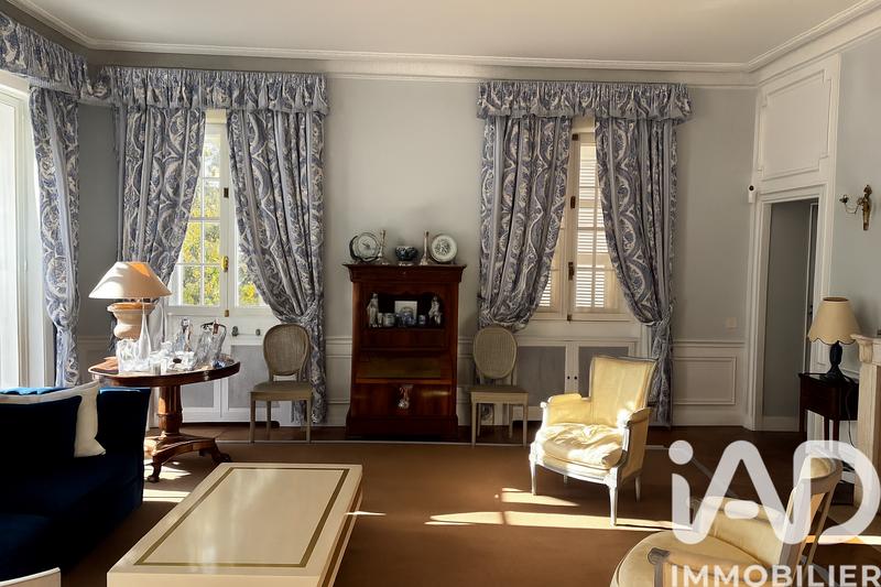 Appartement - 208 m² - 5 pièces