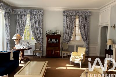 Appartement - 208 m² - 5 pièces