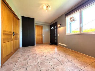 Maison - 215 m² - 9 pièces