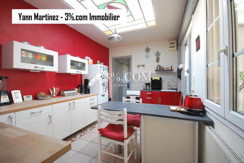 Maison - 137 m² - 6 pièces