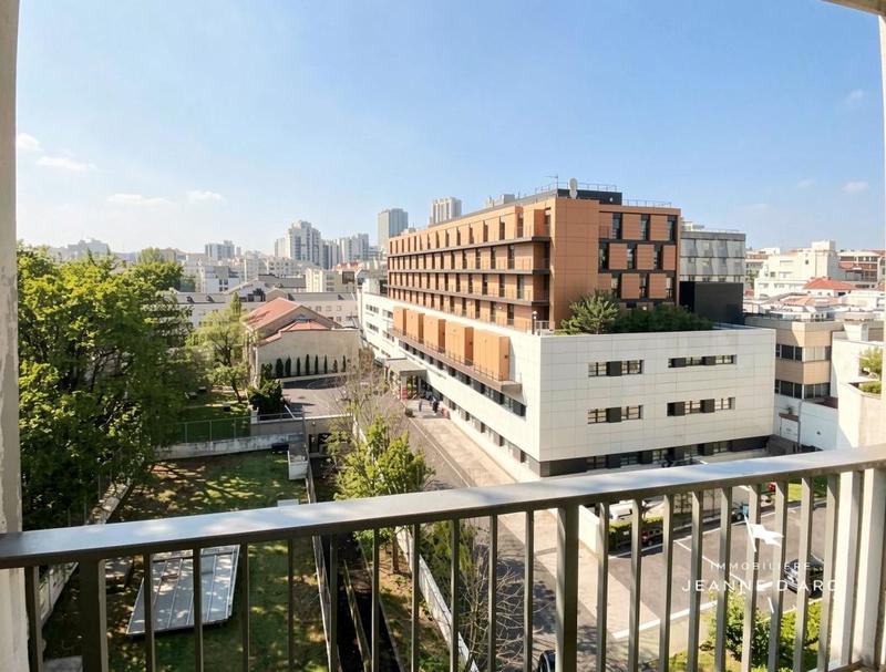 Studio - 24 m² - 2 pièces