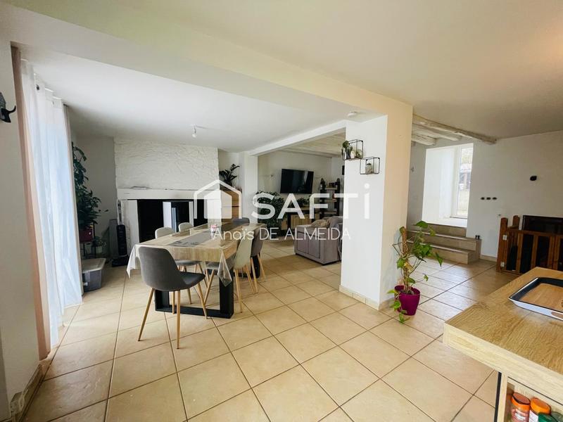 Maison - 96 m² - 4 pièces