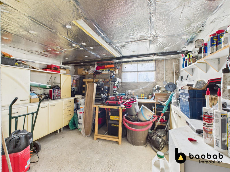 Maison - 199 m² - 8 pièces