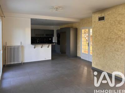 Maison - 194 m² - 6 pièces