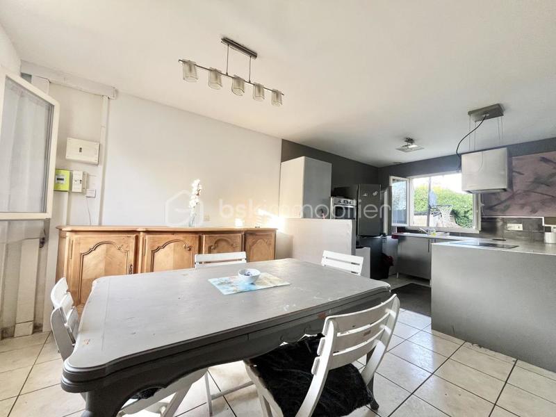 Maison - 87 m² - 5 pièces